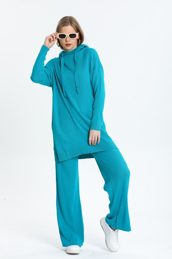 110815 turquoise Pants suit